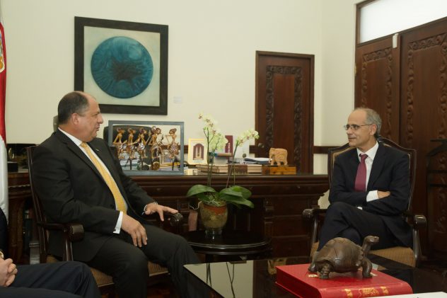 visita oficial del Jefe de Gobierno del Principado de Andorra a la República de Costa Rica el pasado 30 y 31 de octubre, con motivo del 20 aniversario del establecimiento de las relaciones diplomáticas entre ambos países.