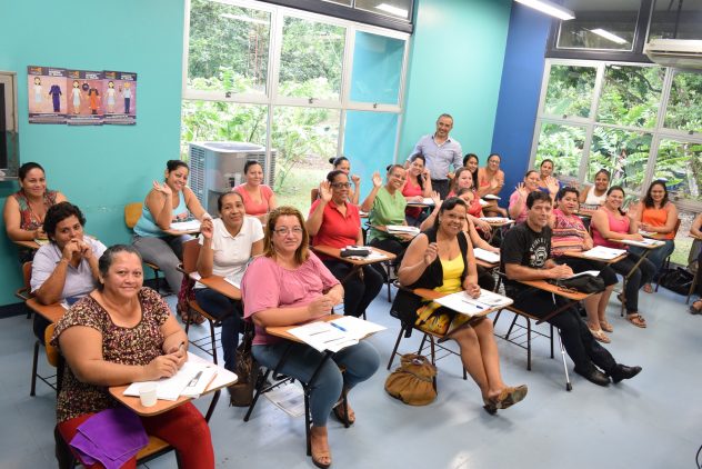 Grupo de Emprendedurismo en el Centro de Formación de Sarapiquí.